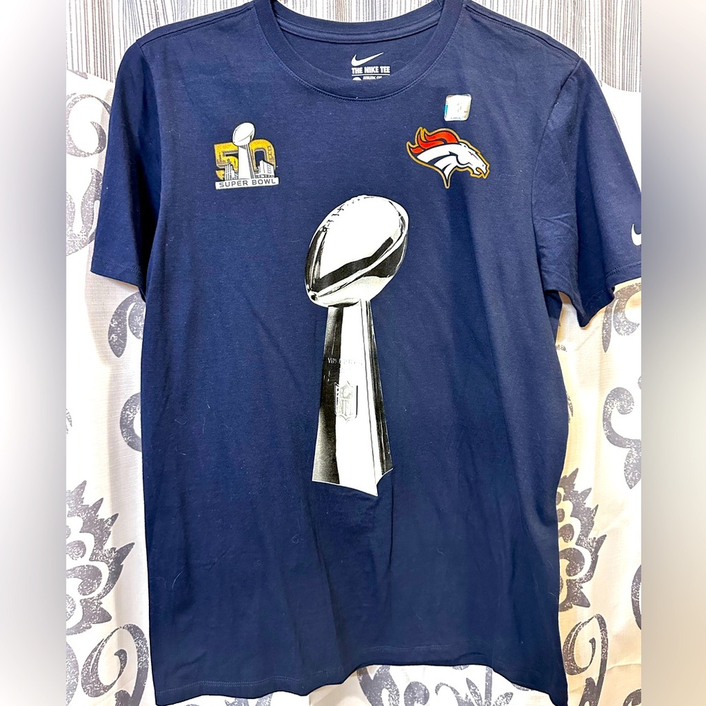 NWOT Nike Super Bowl 50 Broncos‎ Blue T-Shirt Size M